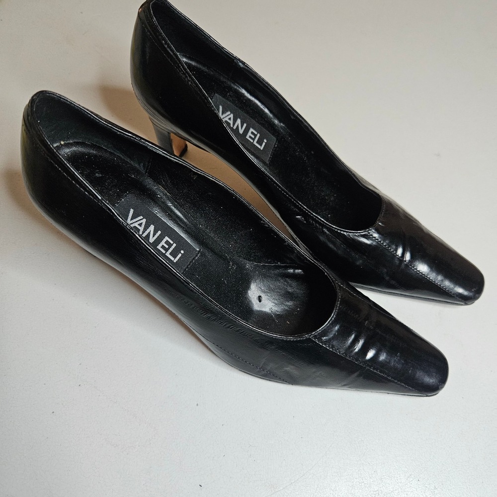 Vaneli Black Leather Pointed Toe Kitten Heel Pumps Womens Size 6M Vero Cuoio - Picture 2 of 16